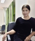 Dating Woman Thailand to Detudon  : Pilai, 51 years
